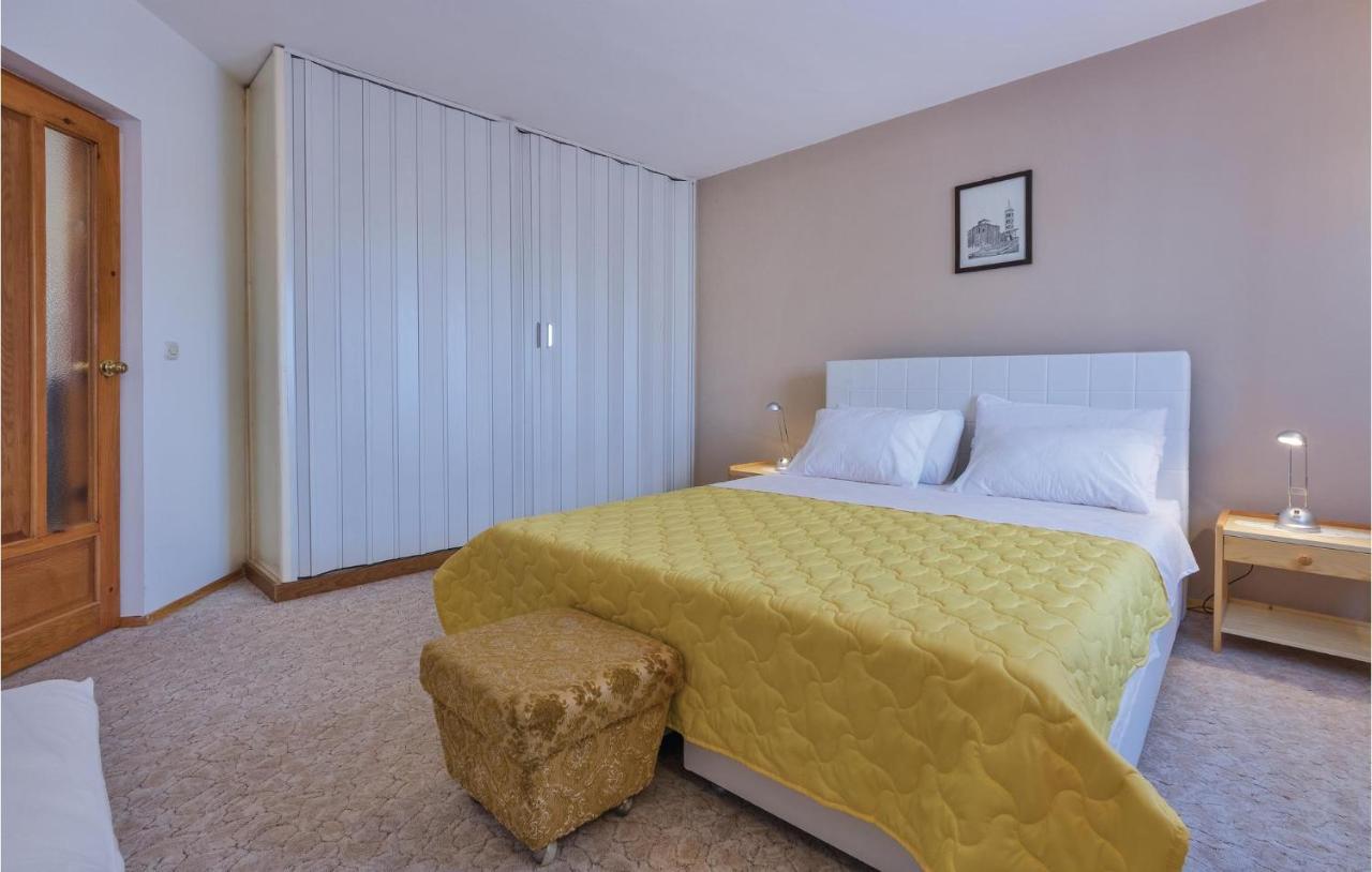Počitniška hiša 8 Bedroom Stunning In *